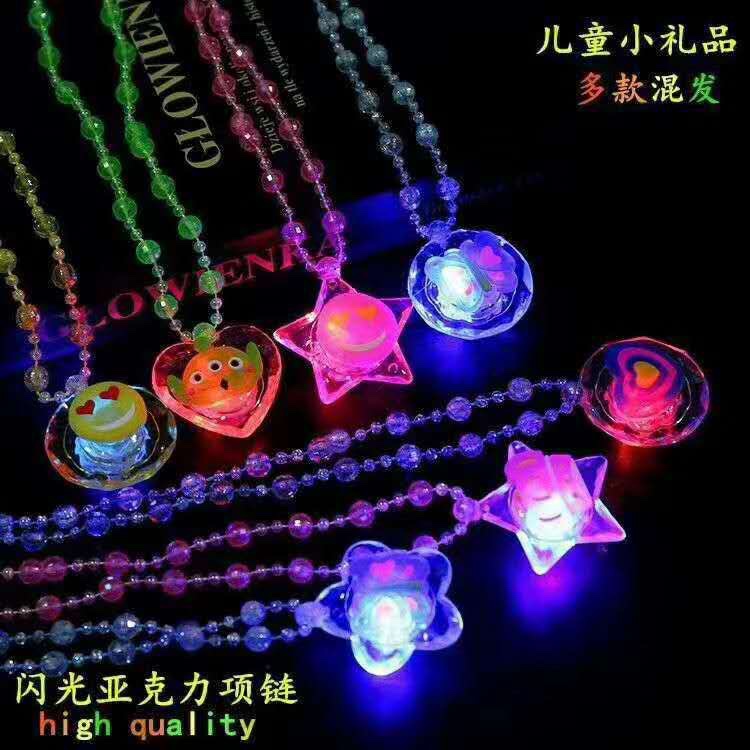 闪光珠子项链产品图