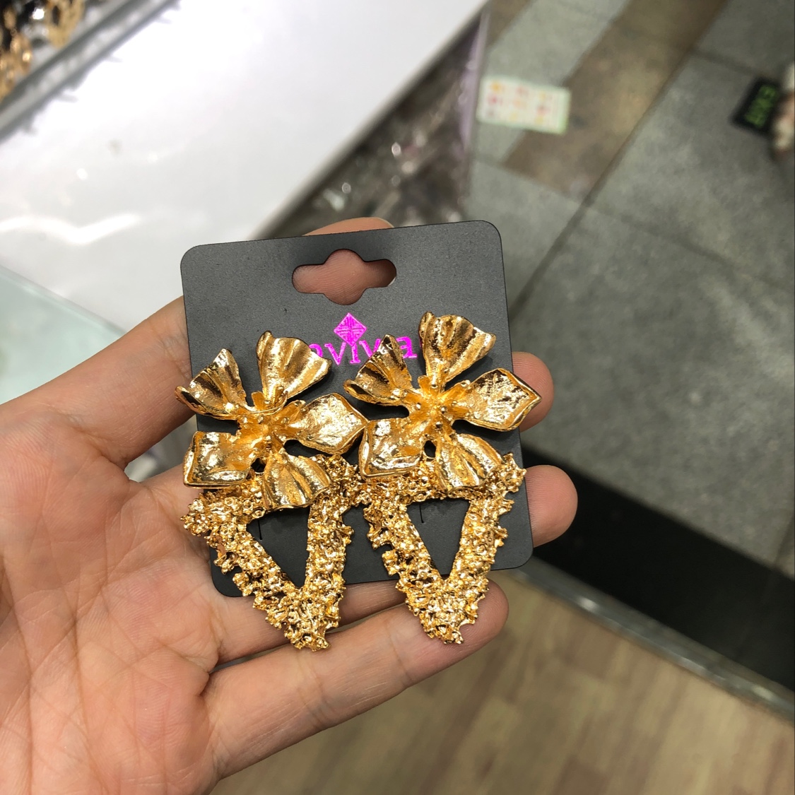 Earrings 28 thumbnail