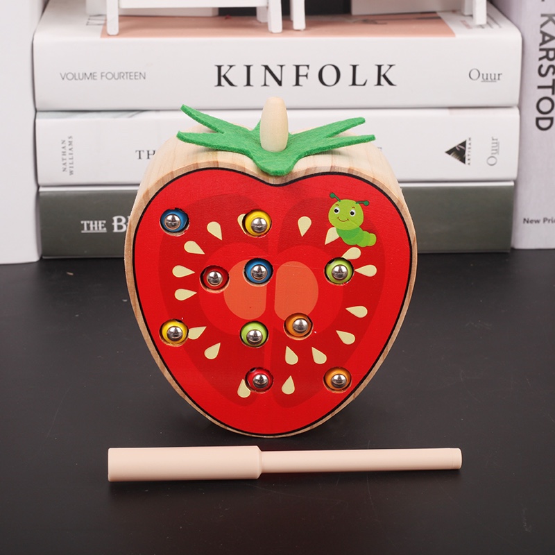 The wooden toy fruit insect-catching game is highly entertaining and colorful, which can exercise babies' hand-eye coordination, visual ability, logical thinking ability, and early education enlightenment training. It is a parent-child game Application Scenario