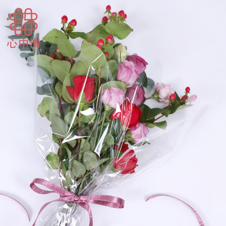 In the heart of love factory direct transparent flower bag transparent non - printed dry flower bag
