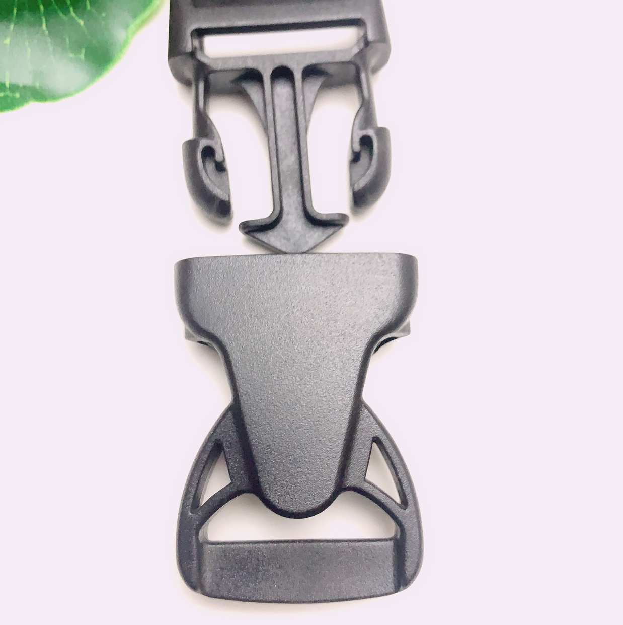 2.5 cm lobster clasp Item Picture