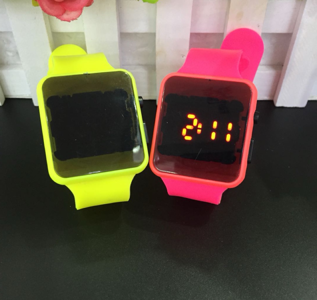 CY-方型LED表白底实物图