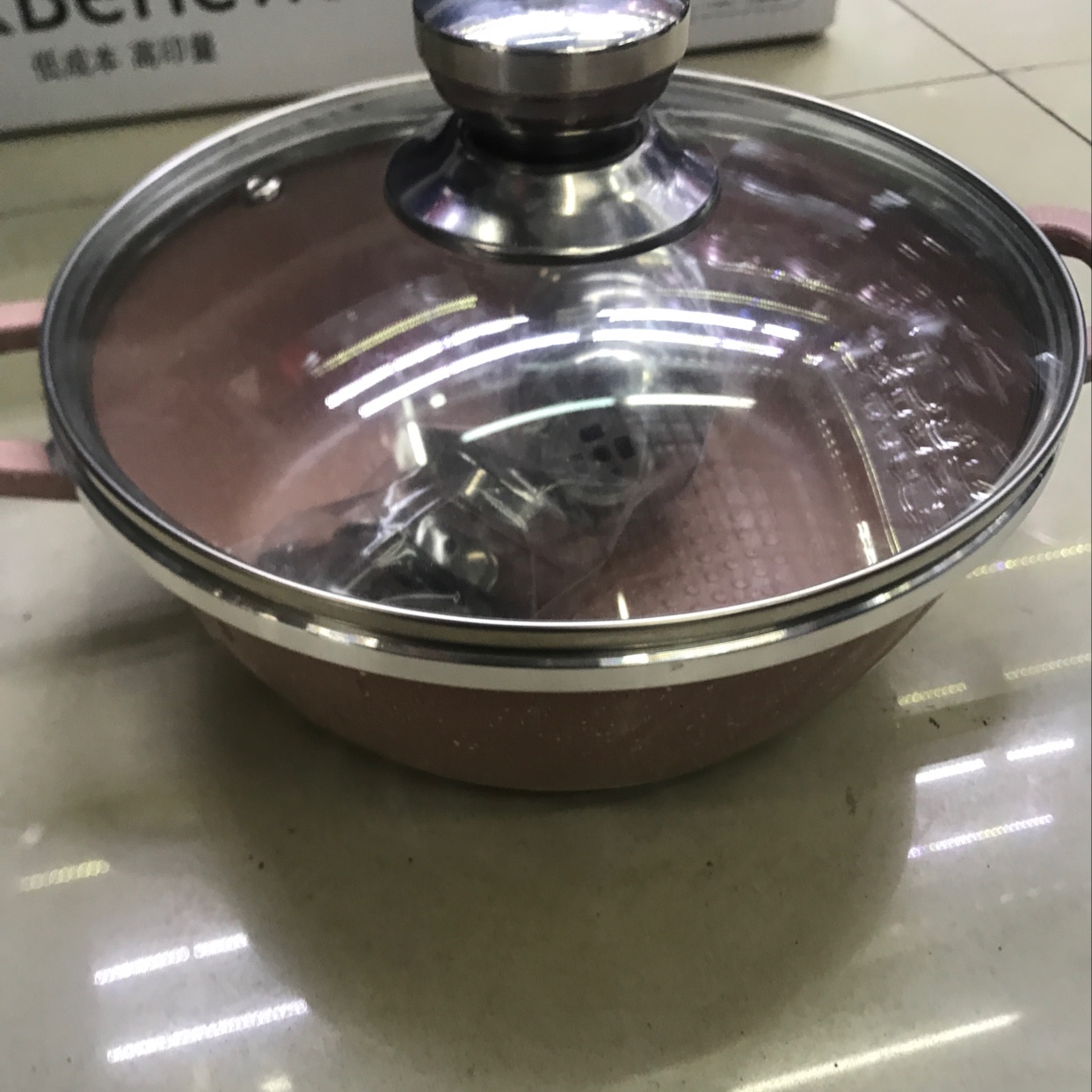 Milk pot details Picture