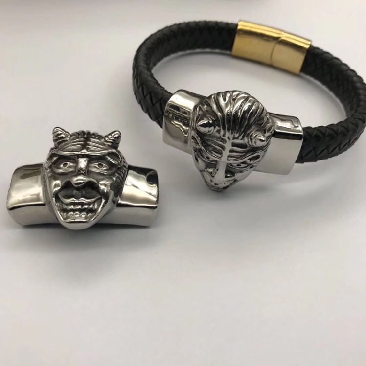 Genuine leather stainless steel bracelet, fashionable and retro, multi-layer genuine leather woven stainless steel bracelet details Picture