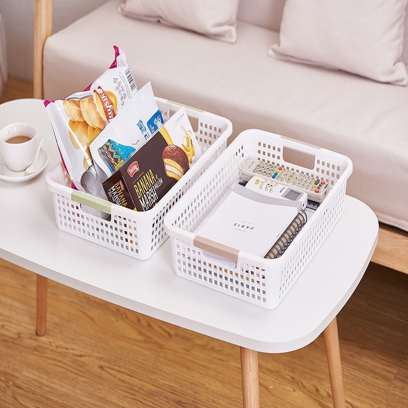Direct sales rectangular plastic storage baskets, miscellaneous storage frames, desktop snack storage boxes, storage baskets. There are four sizes available in the kitchen: small 3542-A Application Scenario