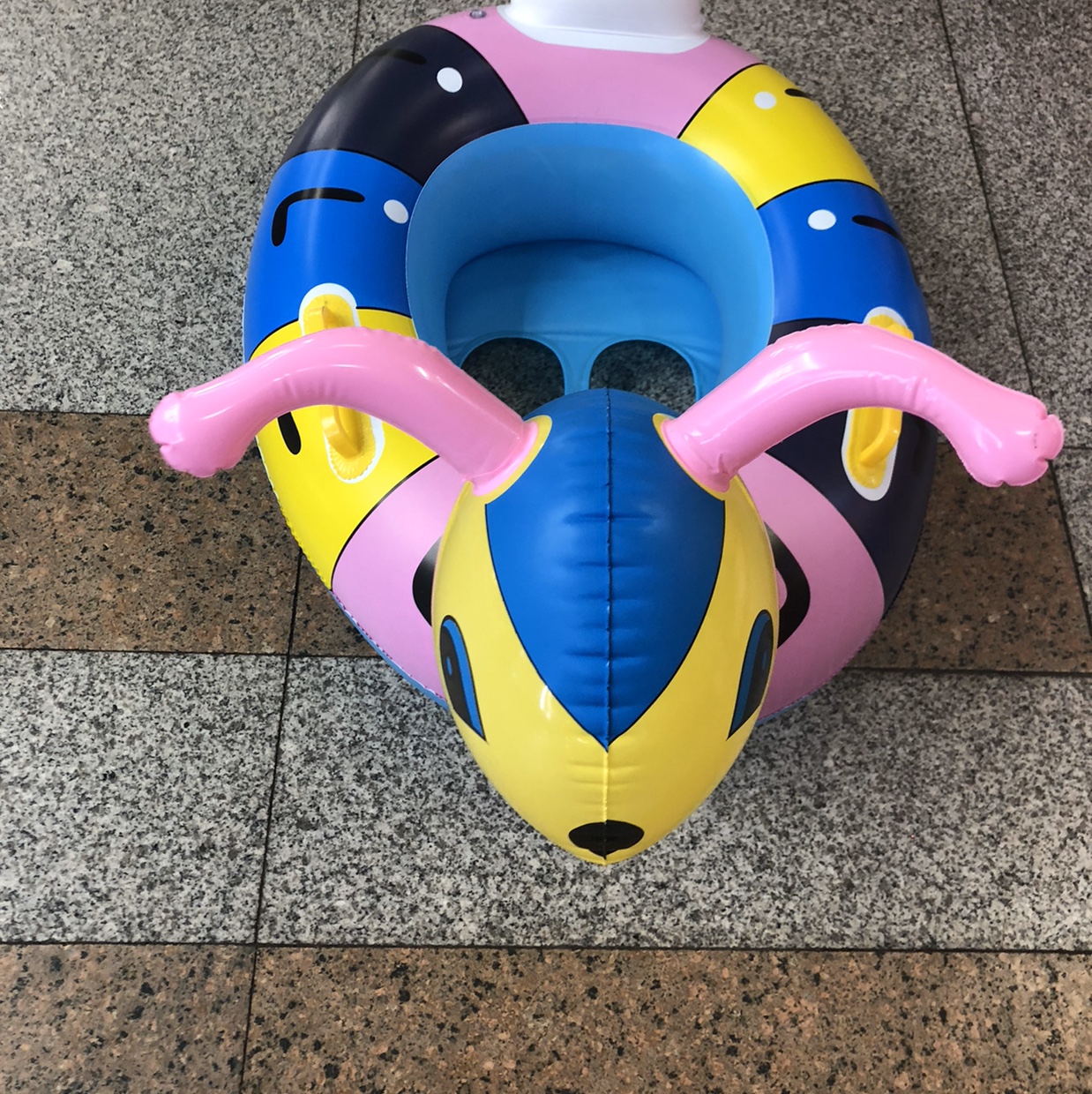 The ant boat