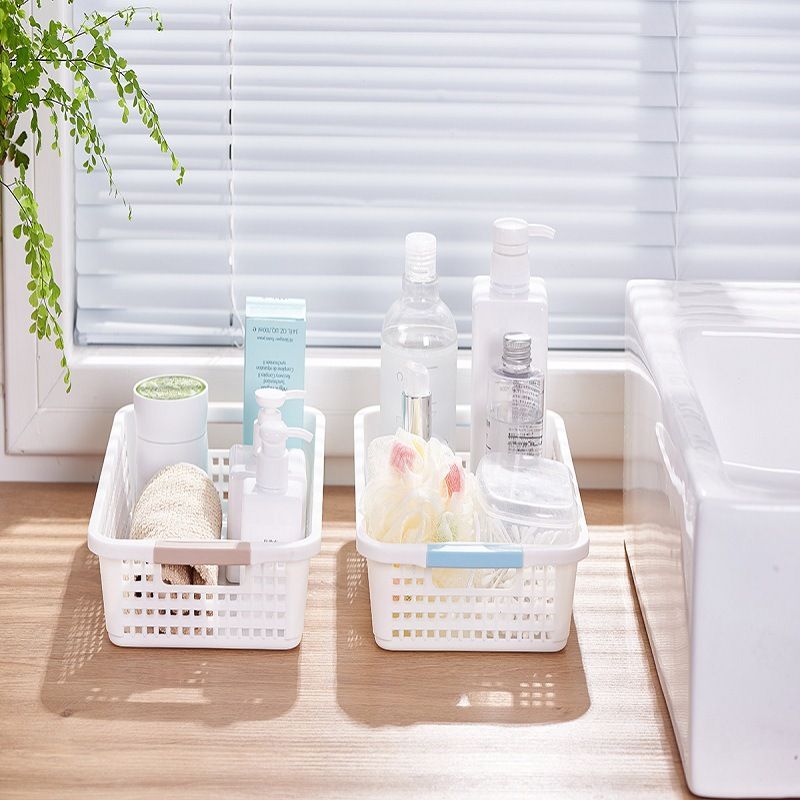Direct sales rectangular plastic storage baskets, miscellaneous storage frames, desktop snack storage boxes, storage baskets. There are four sizes available in the kitchen: small 3542-A full figure