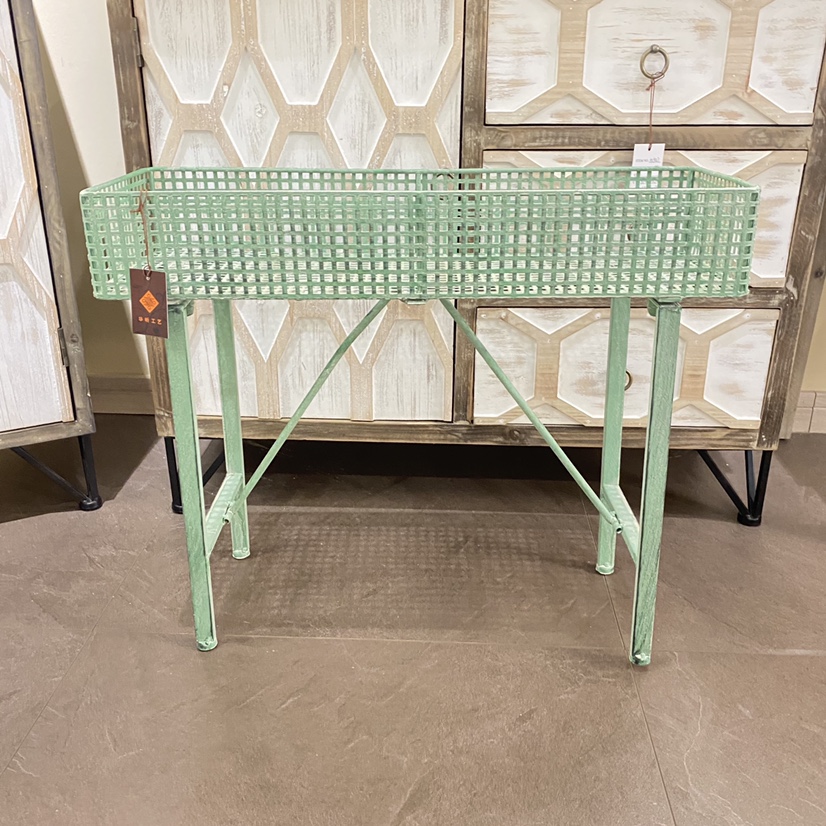 Green flower stand details Picture