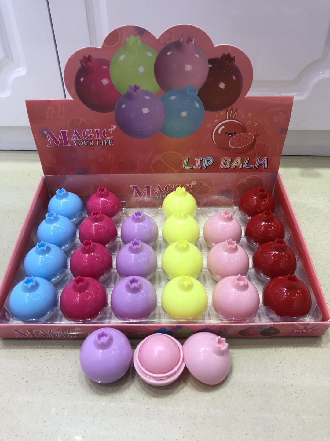 Cartoon cute lip balm, lip oil, lip care, facial pre-makeup care, beauty products factory direct sales Item Picture