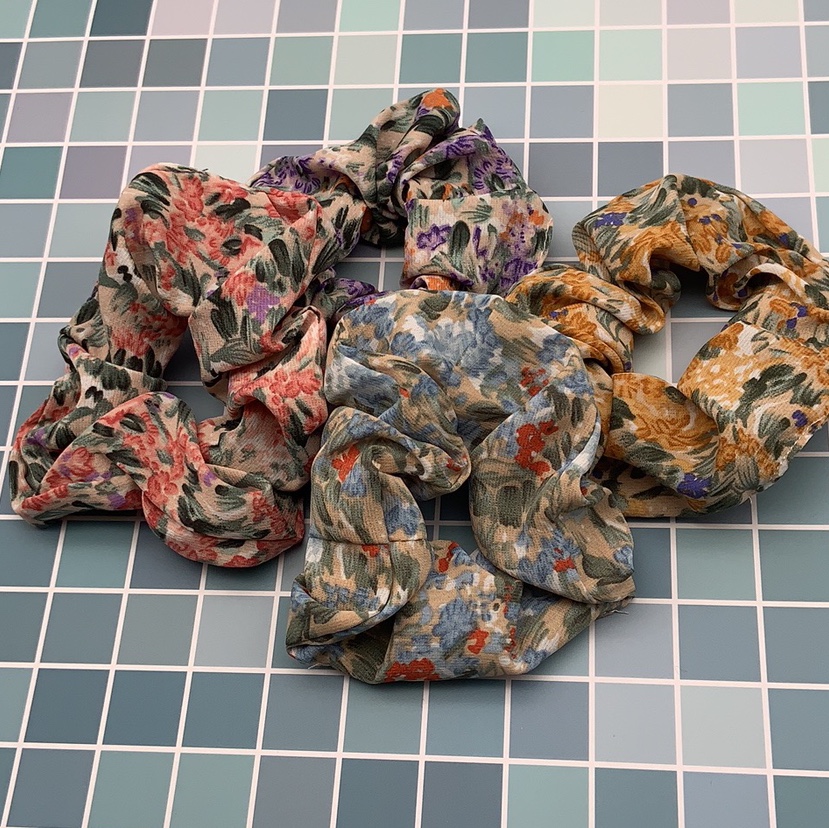发圈扎头发橡皮筋