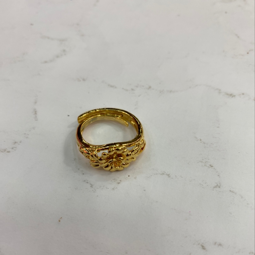 Ring trend bracelet thumbnail