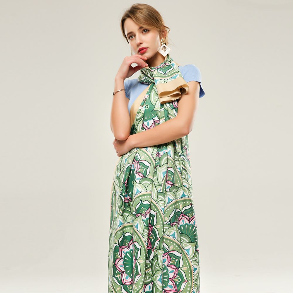 Amazon Goods Polyester Material Fashion Printed Scarf Twill Silk Circle Pattern Scarf In Stock details Picture