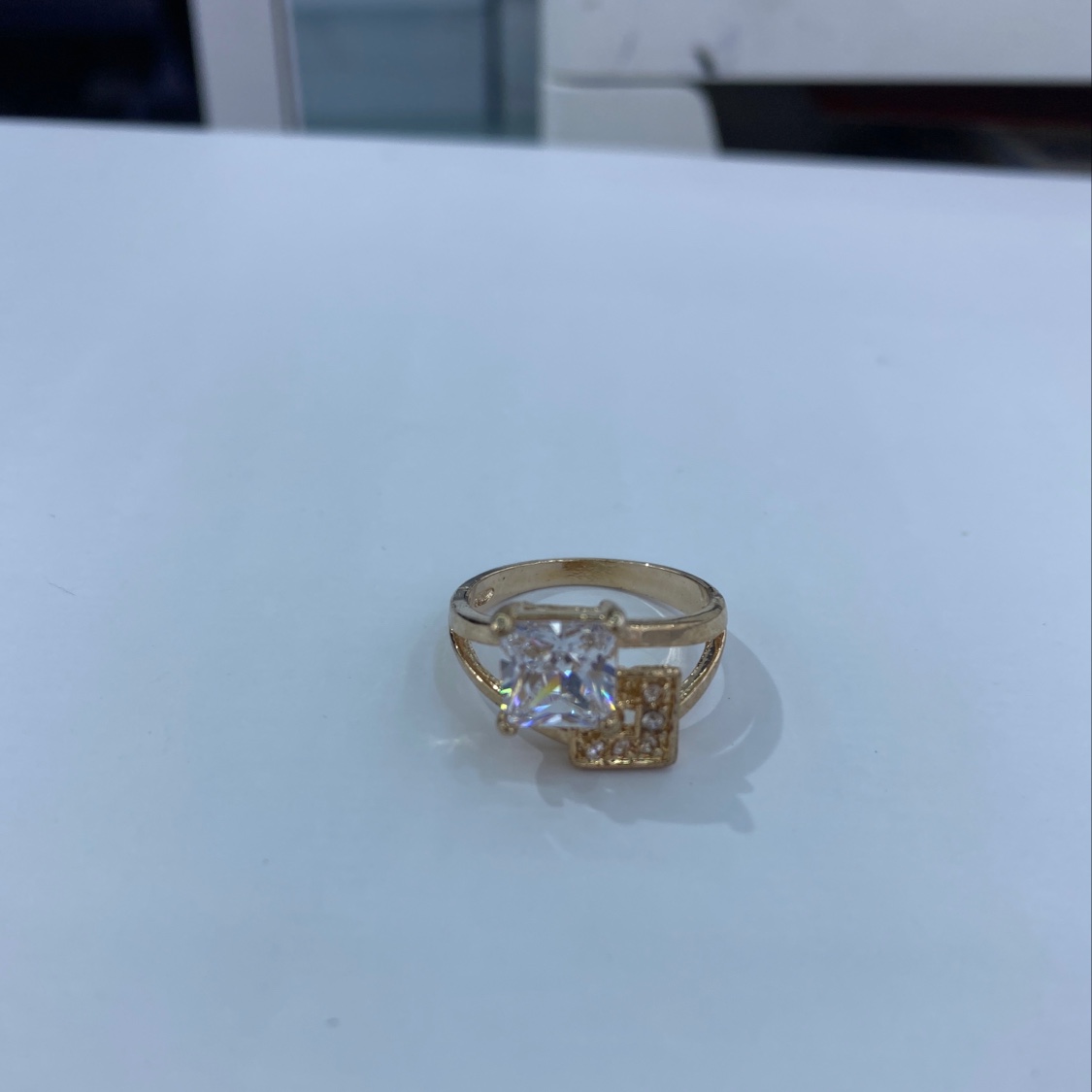 Ring 40 thumbnail