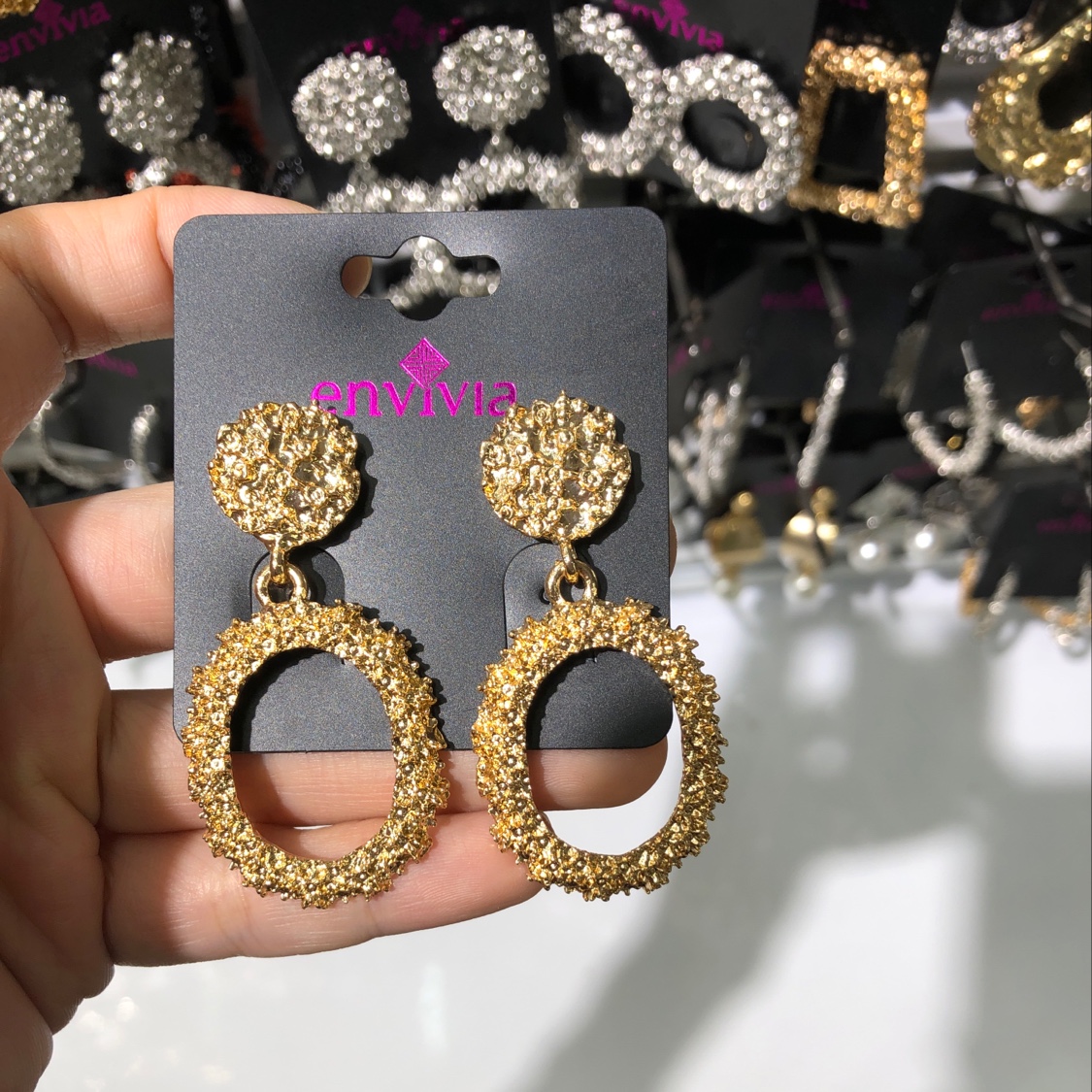 Earrings 4 thumbnail