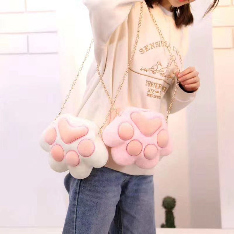 卡通爪类背包图