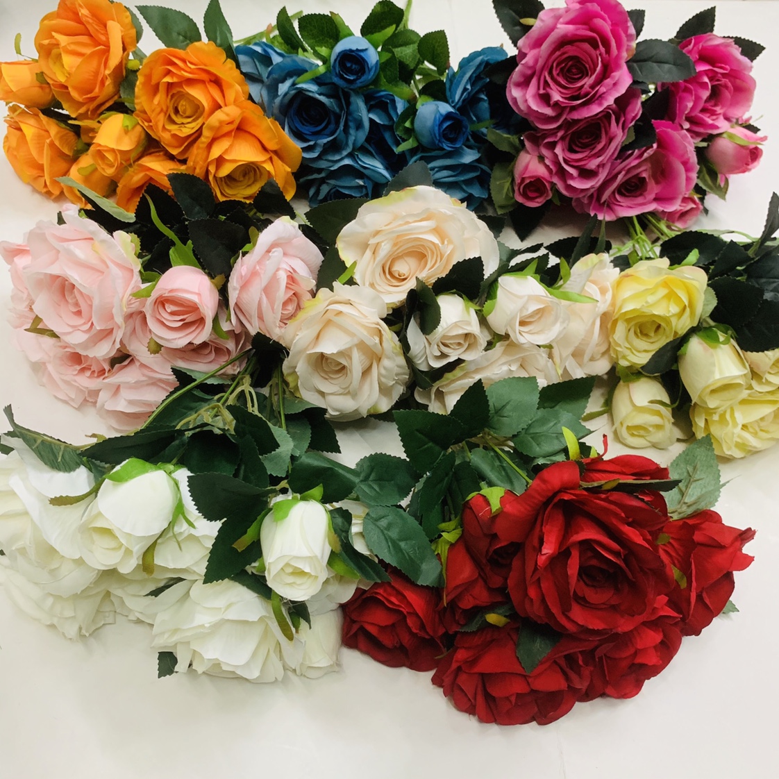 Simulated 9-head rose, home decoration rose bouquet, simulated rose, moisturizing rose, wedding rose