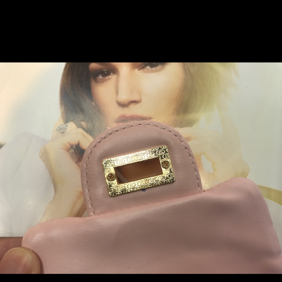 韩版时尚潮流小背包，运动包，晚装包，手工DIY定制包，礼品回礼首选，结婚新年回礼包包，儿童包包，走秀包包。细节图