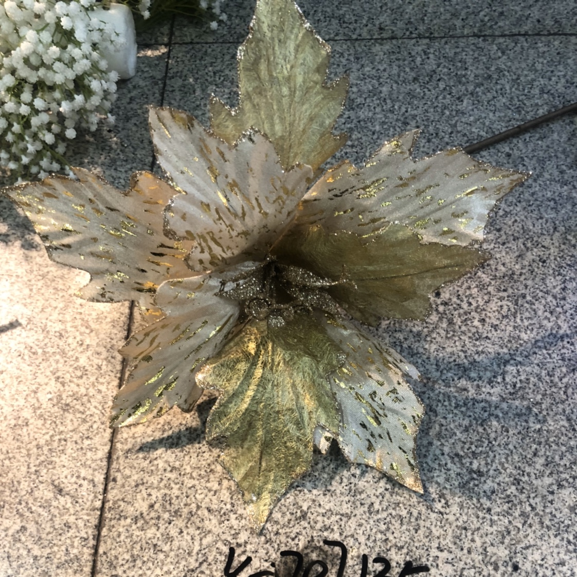 Christmas flower 10 thumbnail