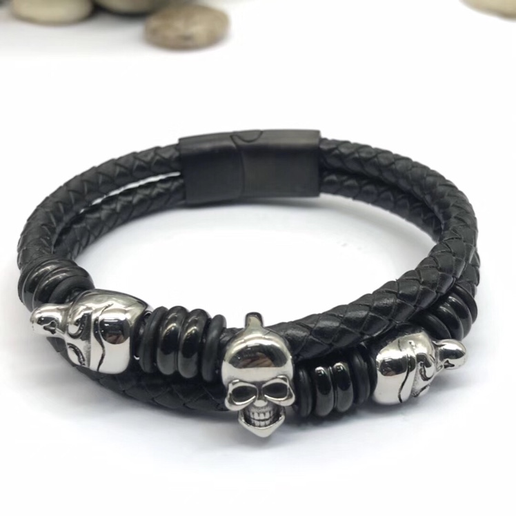 New stainless steel genuine leather men's bracelet, double-layer genuine leather woven multi-layer bracelet Application Scenario
