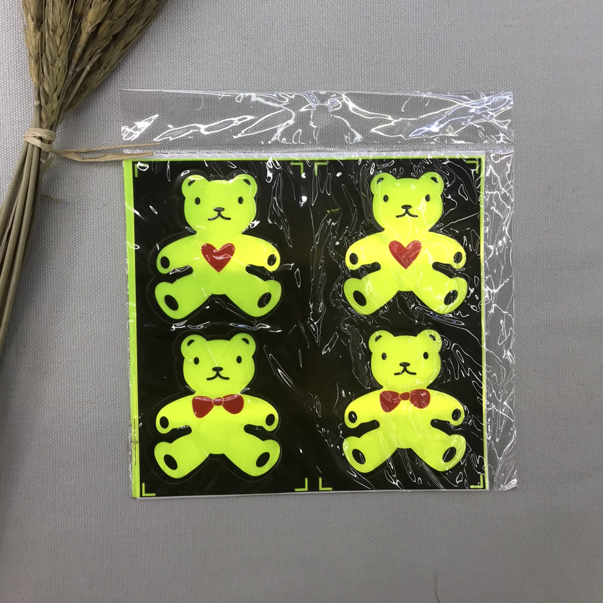 Factories sell reflective bears directly thumbnail