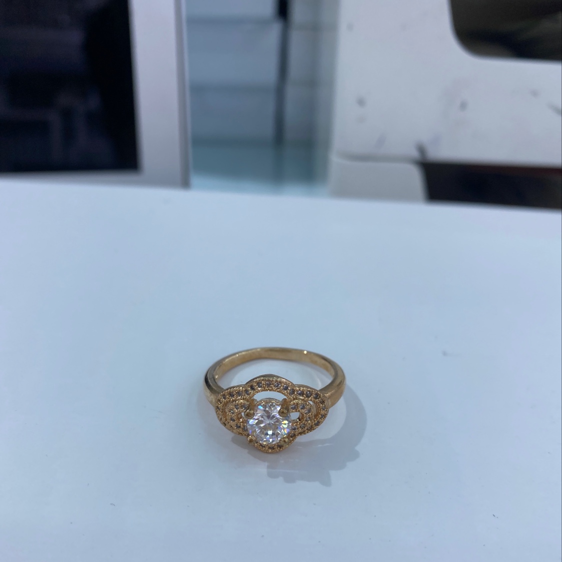 El anillo 6