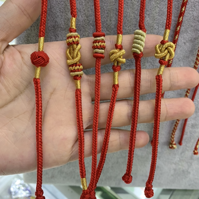 Hand-woven wristbands details Picture