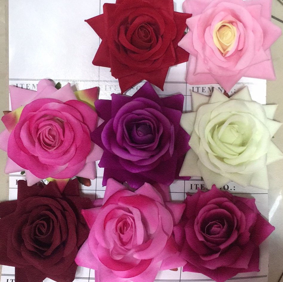 Velvet large-horned rose