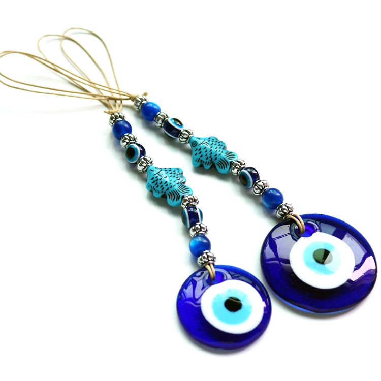 Factory direct sales of blue-eyed ornaments, fish-shaped round glass eye pendants, wall hangers and decorative items Application Scenario