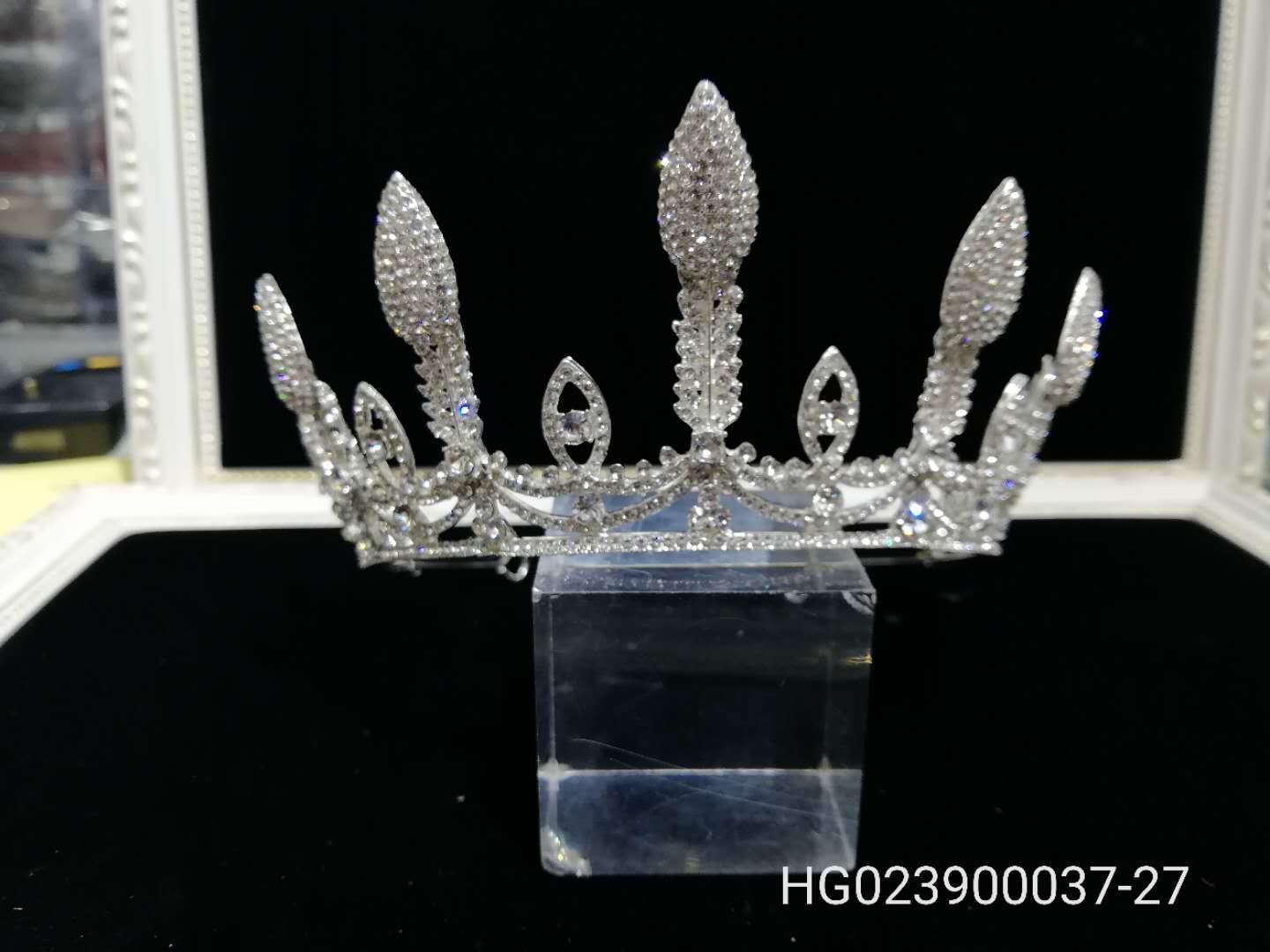 Alloy full diamond half crown in stock