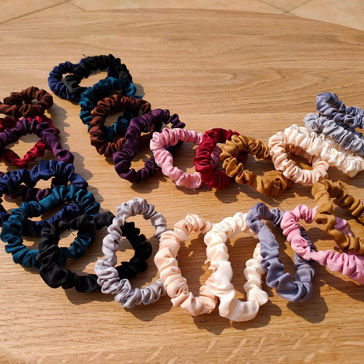 Amazon color tincted fabric small rings, 12-color pig large intestine hair rings in stock full figure