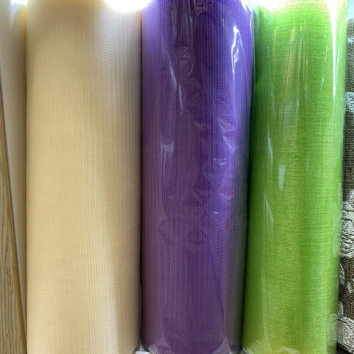 Mesh fabric