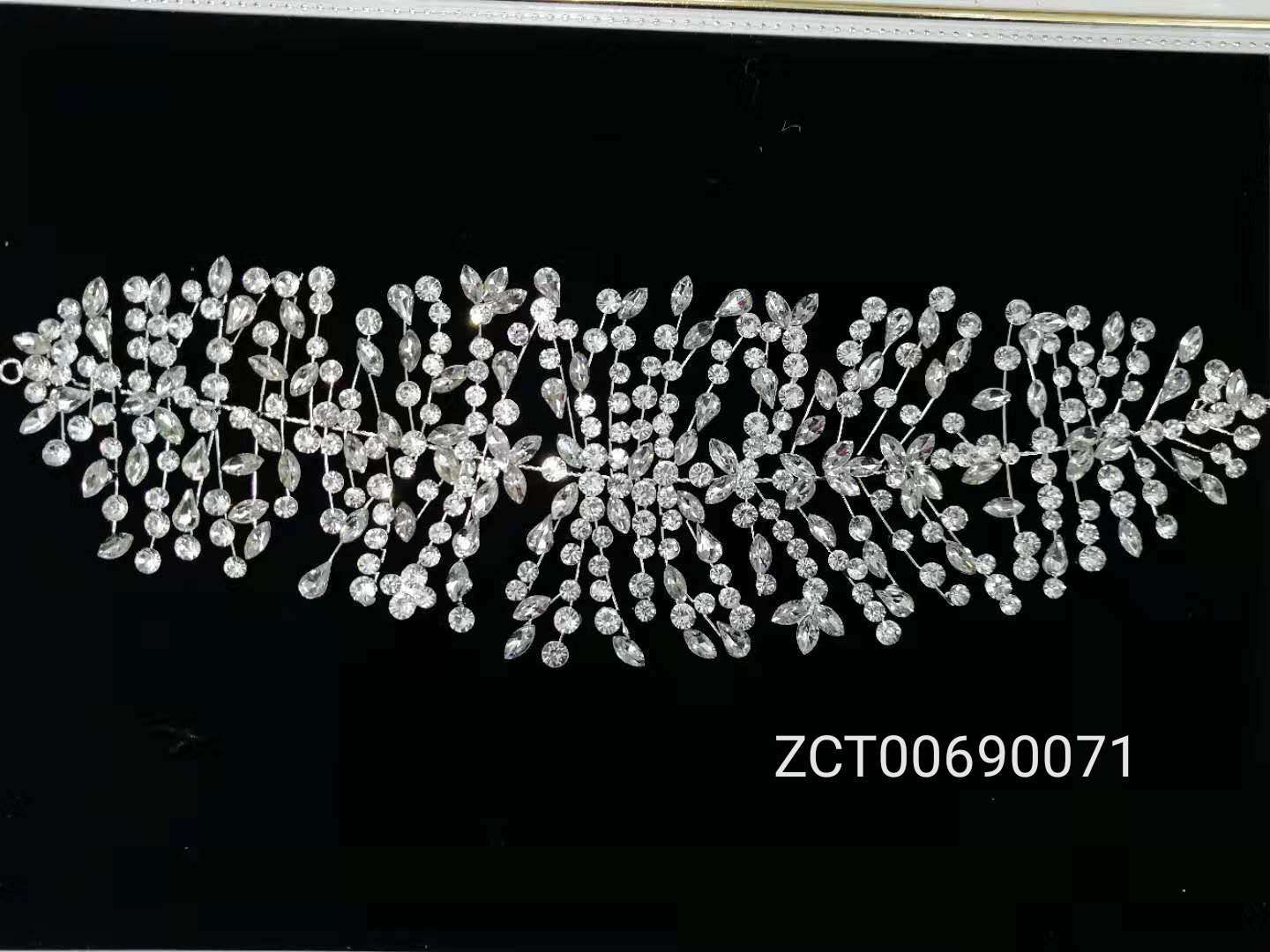 Alloy rhinestone welded headwear in stock, super sparkling headwear for fashion shows