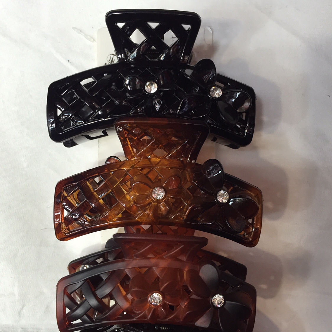 9公分喷漆PS塑料发爪点钻洗澡夹直条