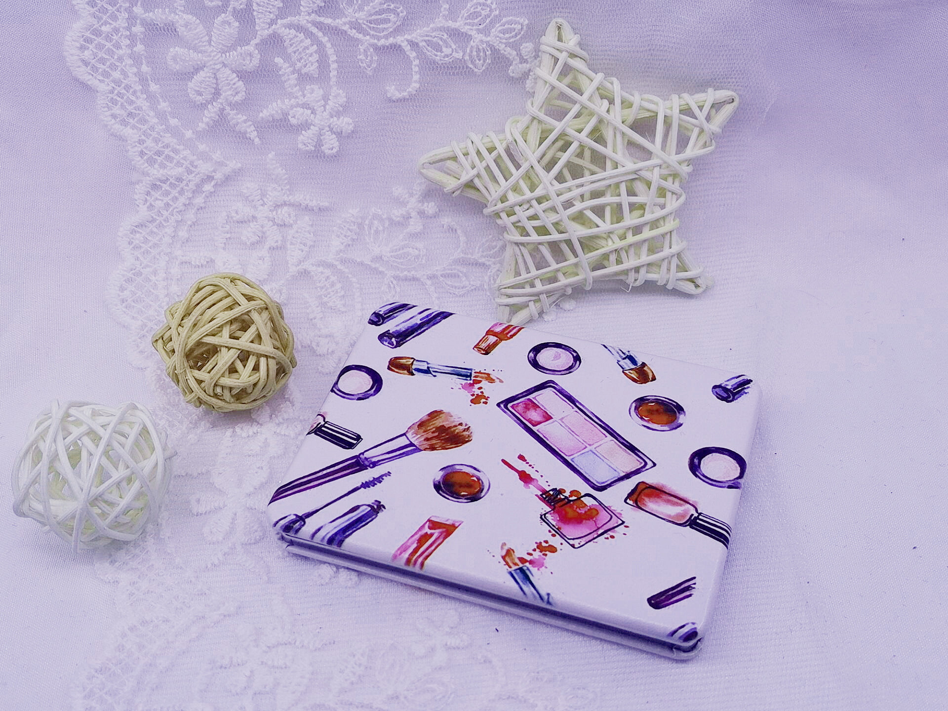 双面皮革化妆品系列镜女生宿舍小镜子随身时尚化妆镜便携折叠方镜详情图6