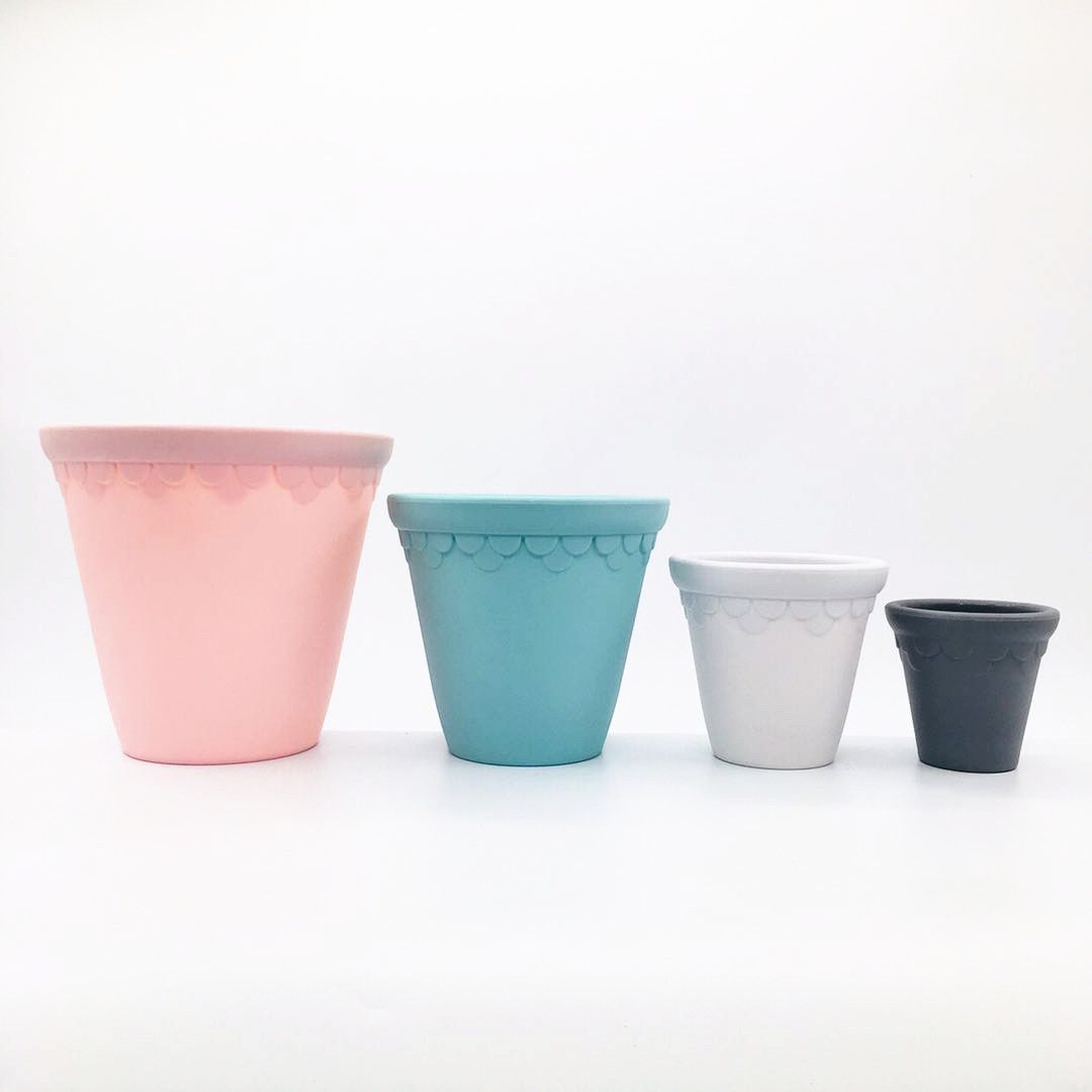 Plastic flowerpot Y133 Three lace high pot plastic flowerpot Melamine flowerpot imitation porcelain flowerpot thumbnail