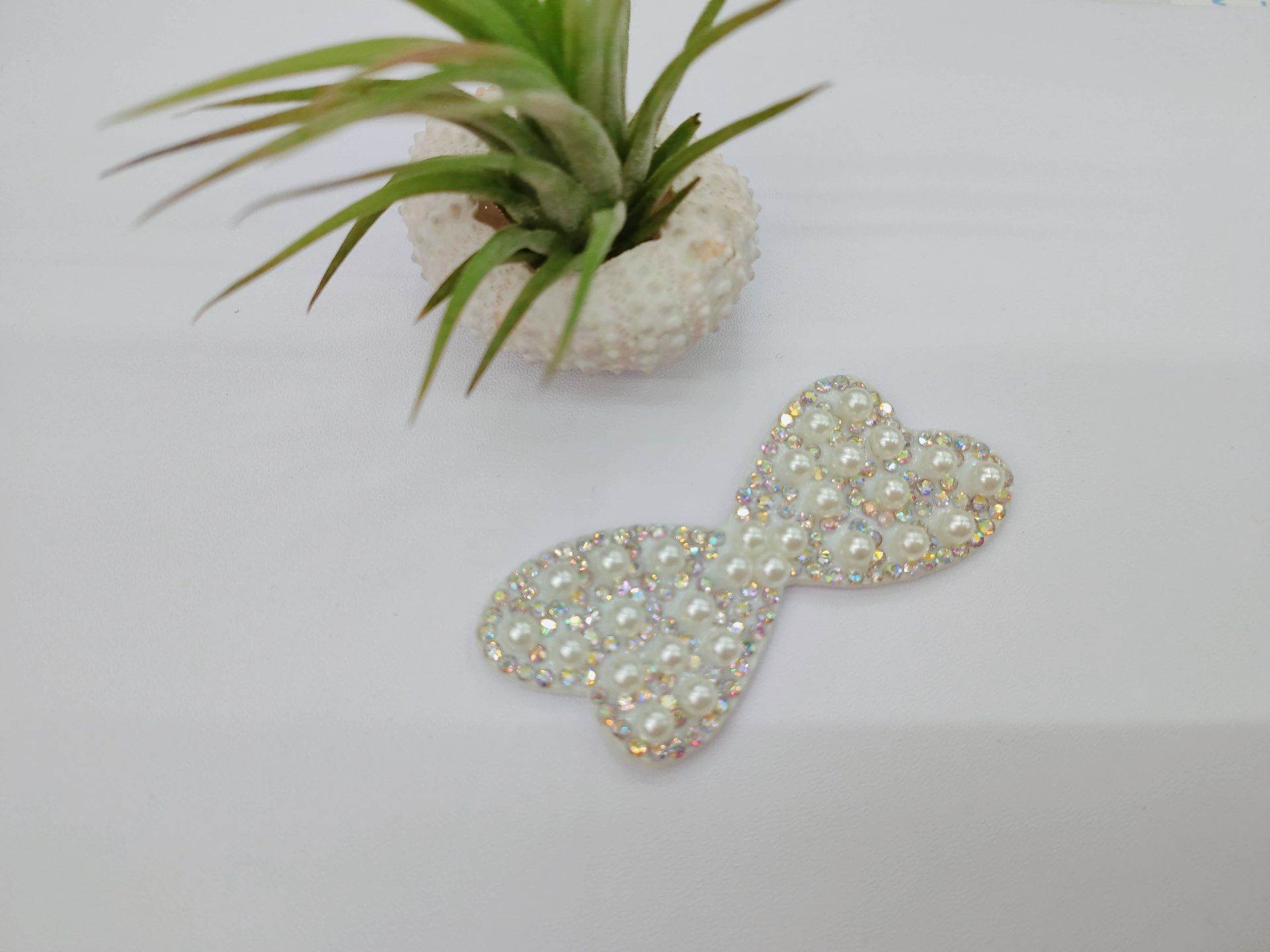 Daihatsu hair accessories web celebrity clip ins wind forest girls pearl side clip synthetic rhinestone hair accessories manufacturers direct thumbnail