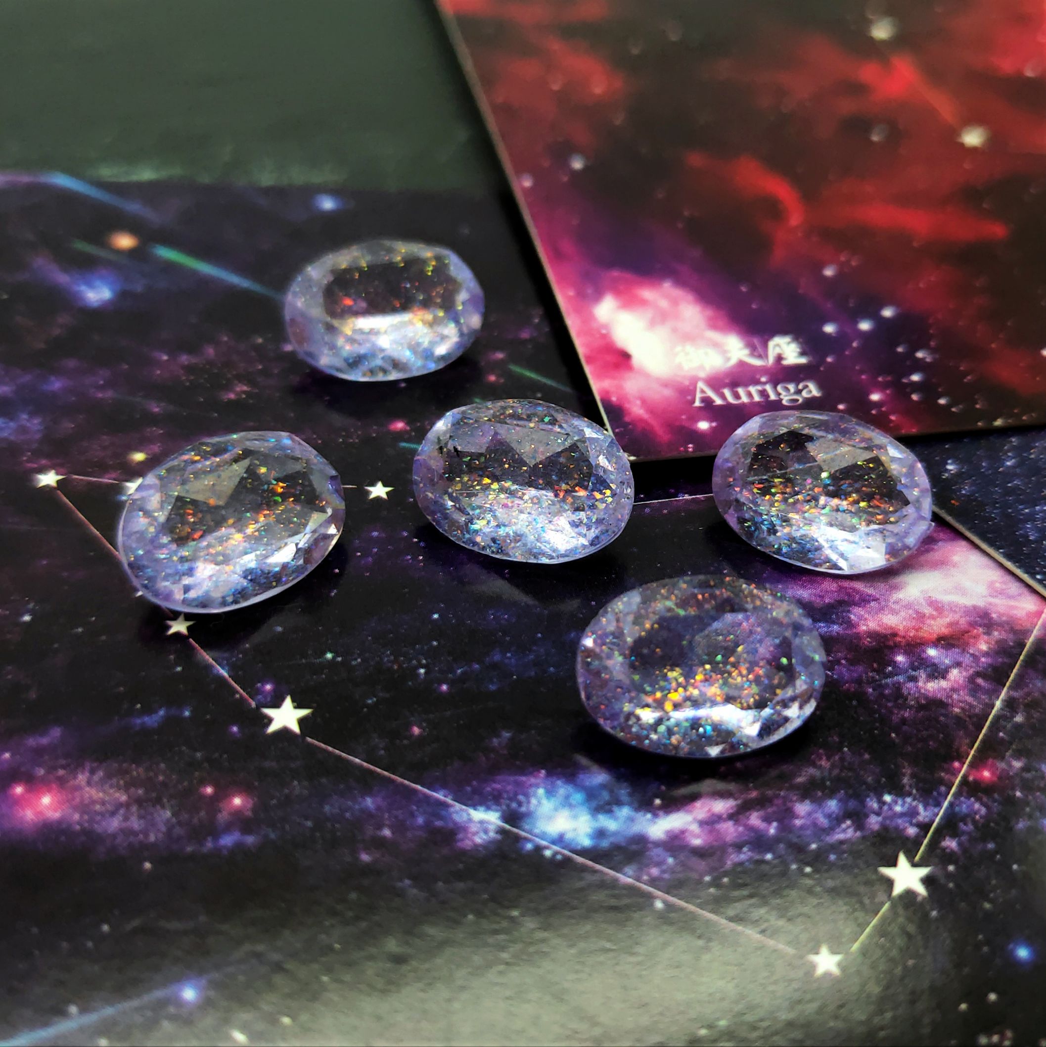 Best-selling oval-shaped iridescent resin diamond tip and bottom diamond 10*14mm Korean version handmade diy jewelry accessory creative necklace undefined