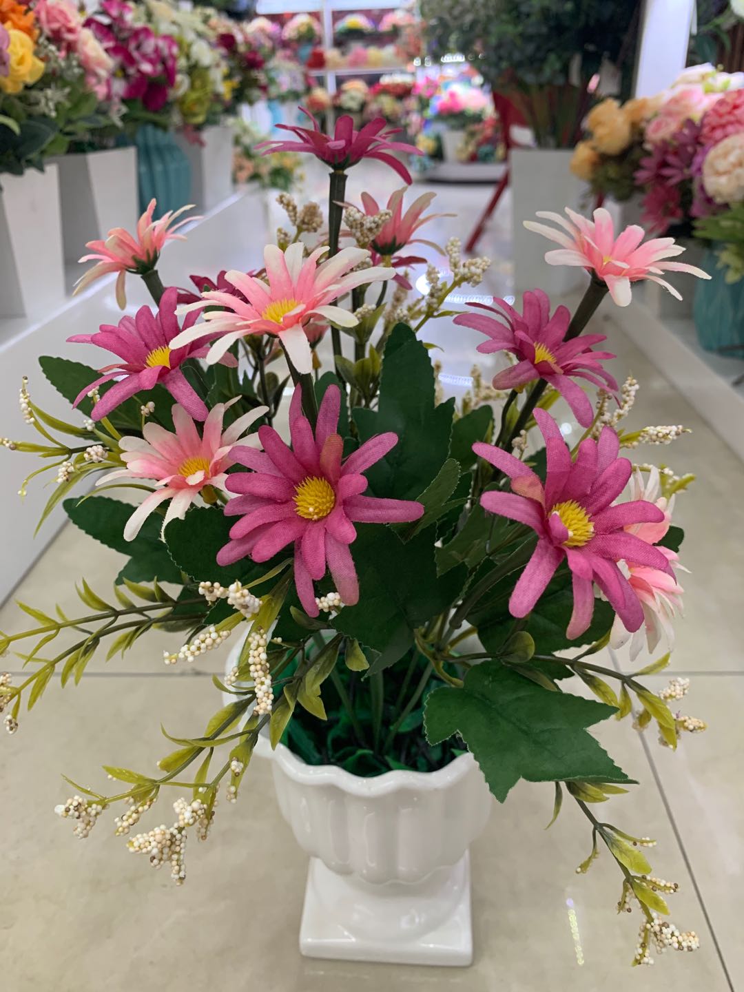 Living room artificial flowers, artificial flower tea table ornaments, bedroom decoration, 7-pronged princess chrysanthemum wholesale detail image 1