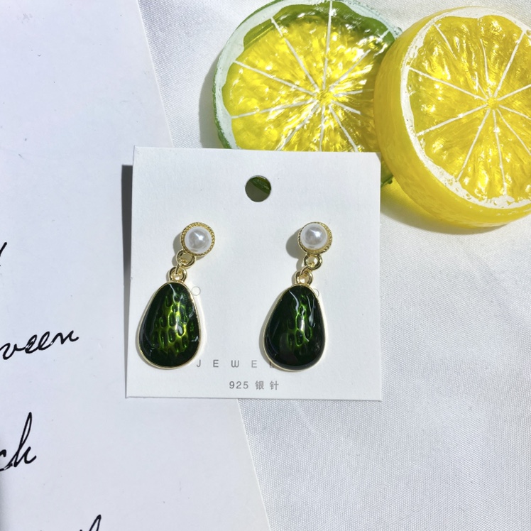 Mango Avocado Oiled earrings Fruit series Application Scenario