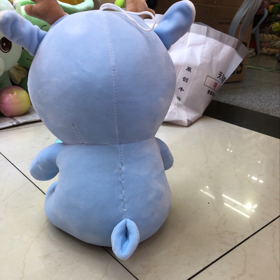 35cm领结鹿细节图
