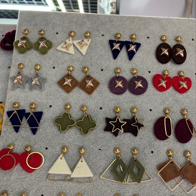 Flocking earrings thumbnail