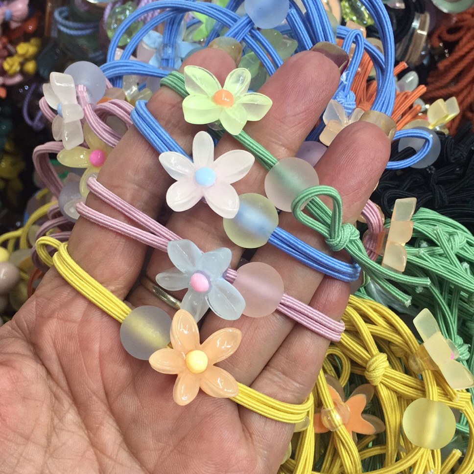 Jade-like stone light 忄 flower force sinews