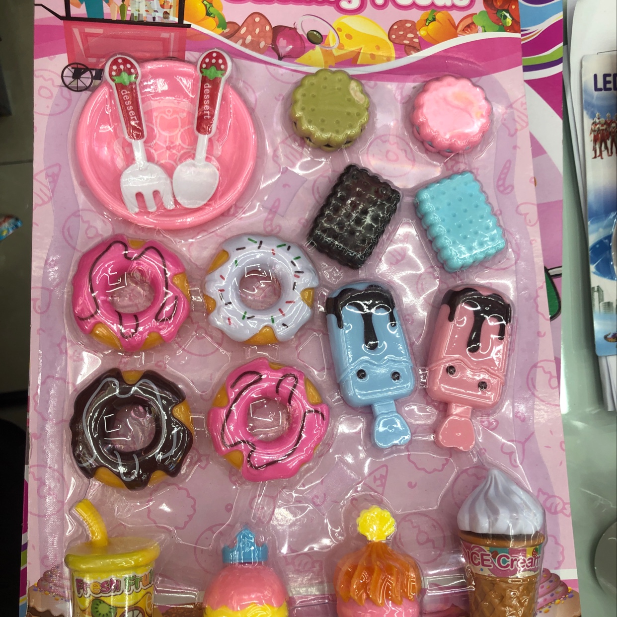 过家家甜食模型玩具甜甜圈冰淇淋玩具 玩具  纸板玩具  甜食 塑料 王明玩具 1