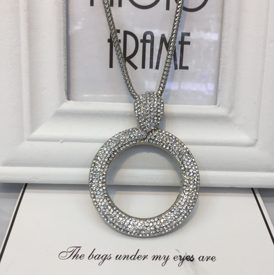 Versatile decorative sweater chain for women, long 2020 new autumn and winter fashionable and simple pendant alloy accessory necklace