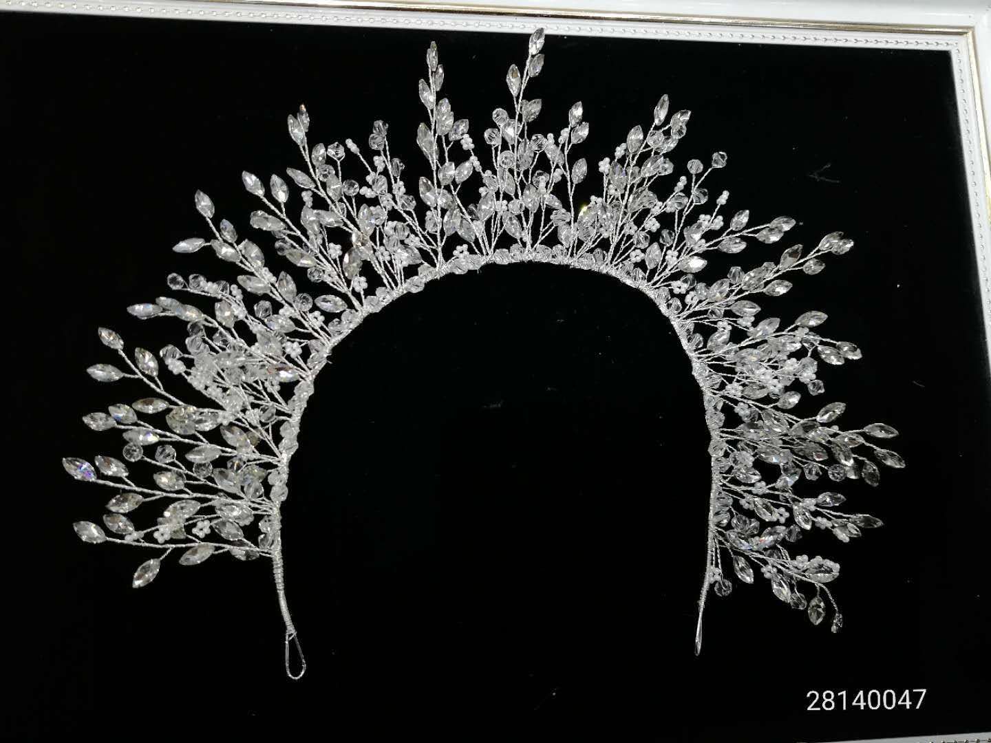 Handcrafted beaded headwear for wedding brides, Korean-style headwear