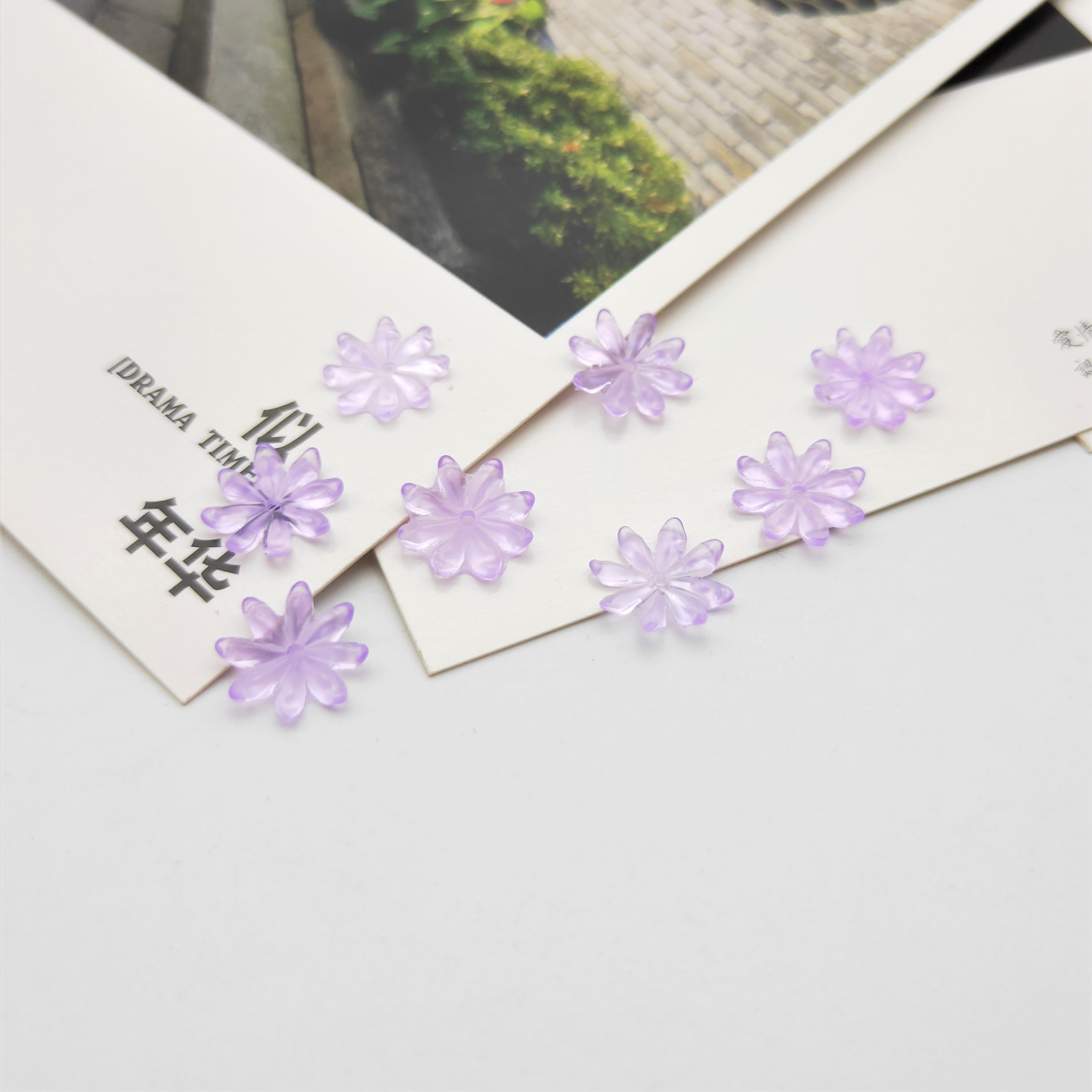 Resin imitation shell flower 11mm eight-petal Daisy flower creative handcrafted diy ancient-style Hanfu hairpin accessory detail image 3