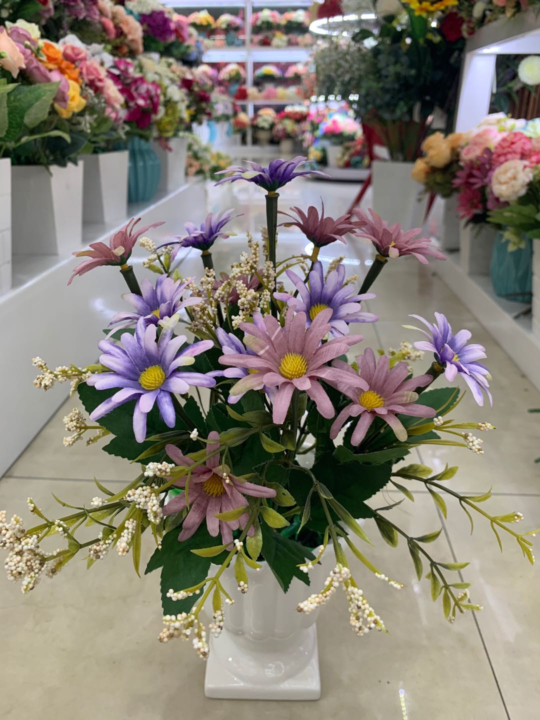 Living room artificial flowers, artificial flower tea table ornaments, bedroom decoration, 7-pronged princess chrysanthemum wholesale detail image 6