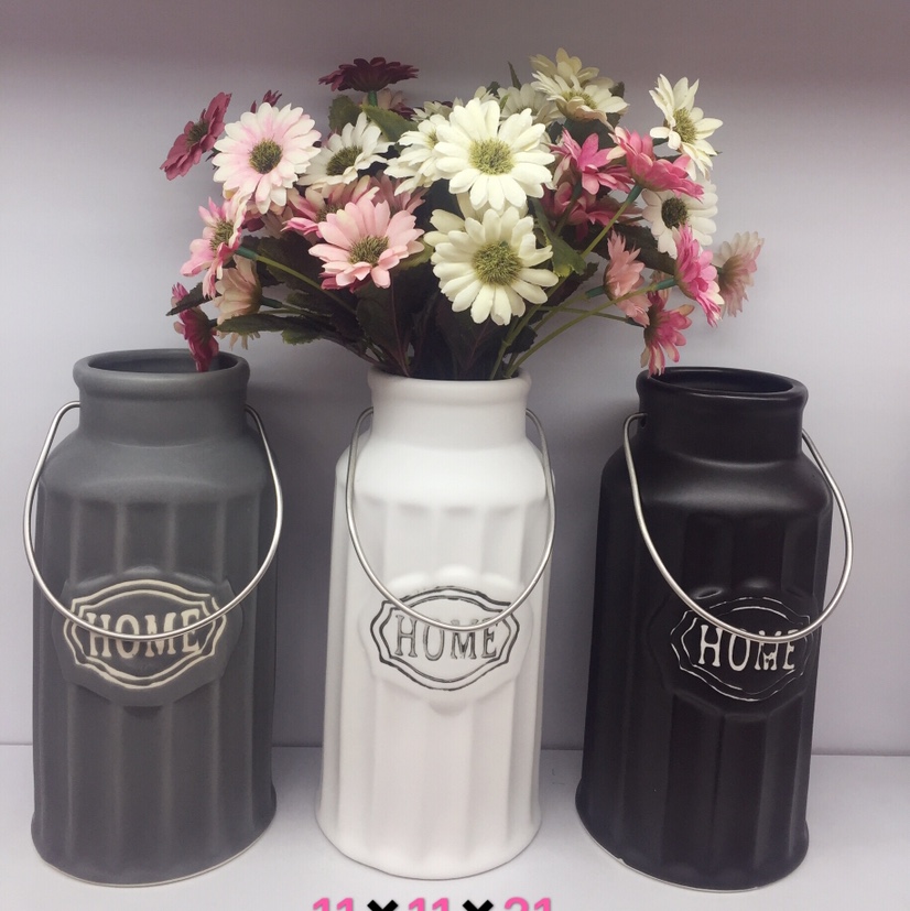 Wire handle vases are sold in bulk by the box