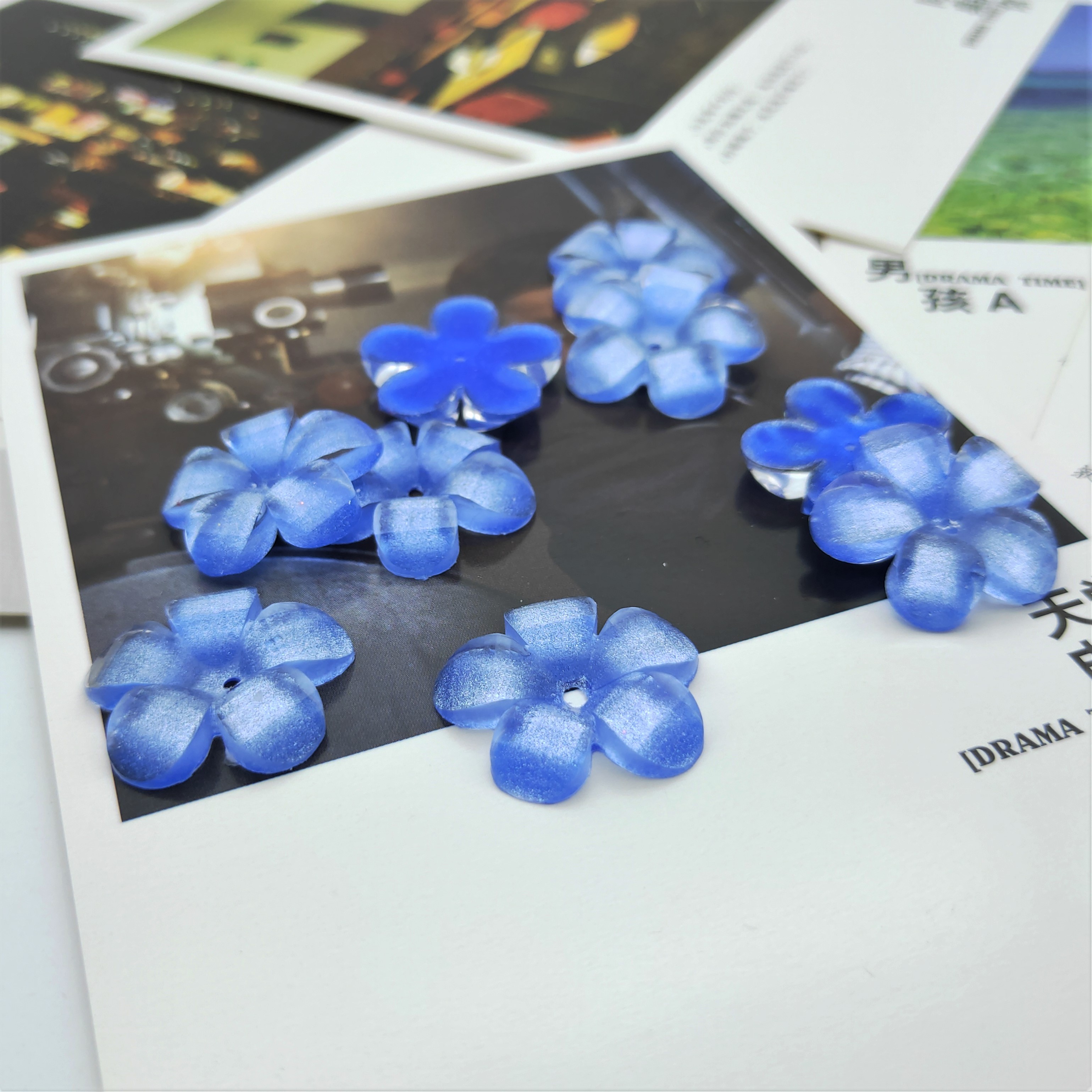 Direct sales of water drop five-petal flower creative handmade diy hair accessories, mobile phone DIY nail and beauty materials detail image 7