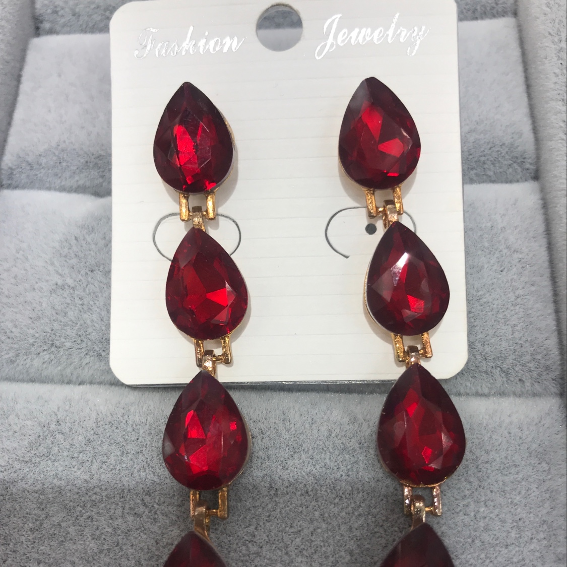 Earrings details Picture